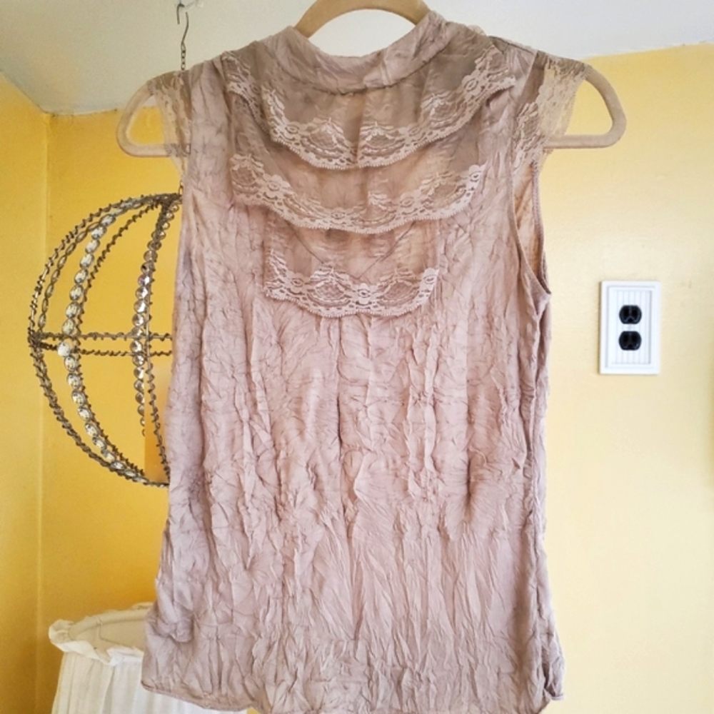 Womans gauze Lace top